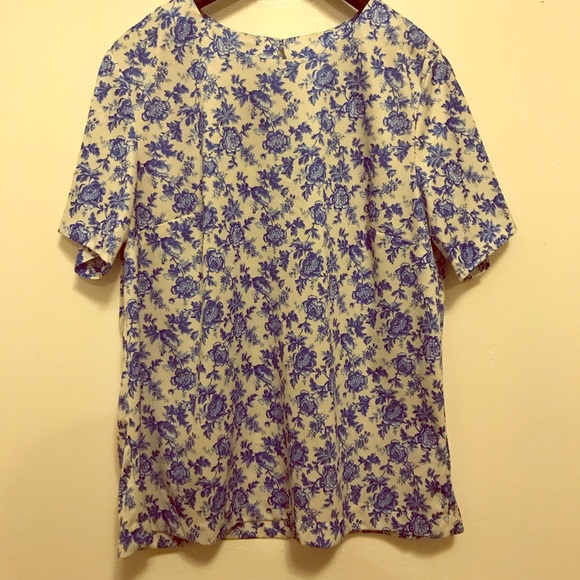 Floral blouse - Picture 1 of 2